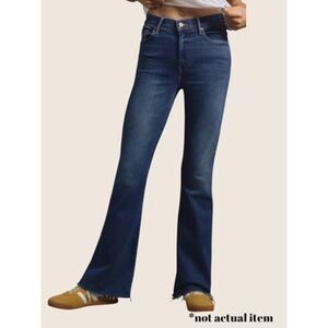 👖 MOTHER THE WEEKENDER FRAY "TAKE IT EASY" DARK WASH MID RISE FLARE SIZE 27"